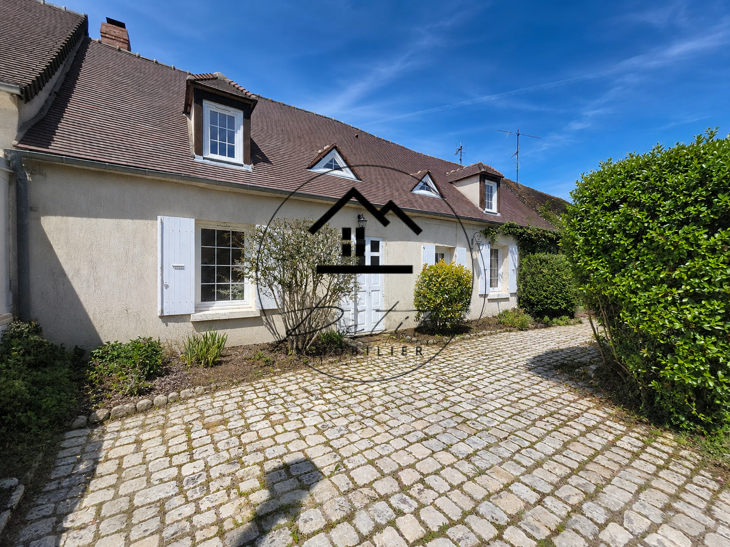 Maison de charme 126,70 m2   3 chambres   Agnetz